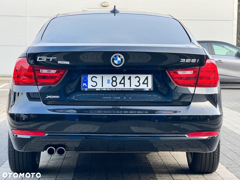 BMW 3GT 328i xDrive Sport-Aut Luxury Line - 2