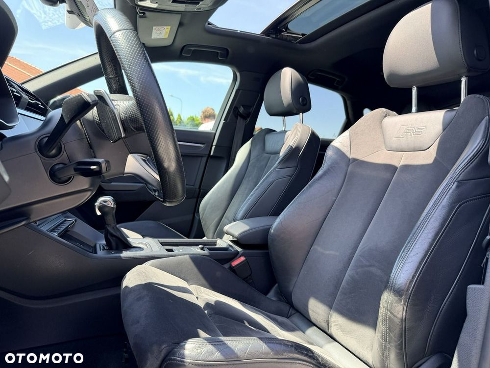 Audi RS Q3 2.5 TFSI quattro S tronic - 30