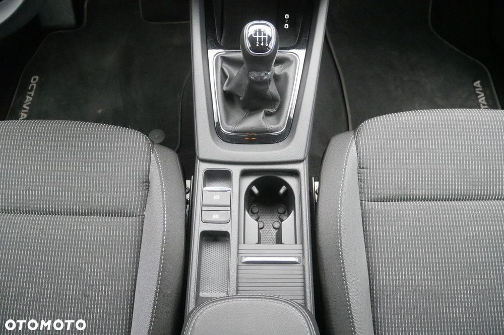 Skoda Octavia 1.0 TSI Ambition - 11