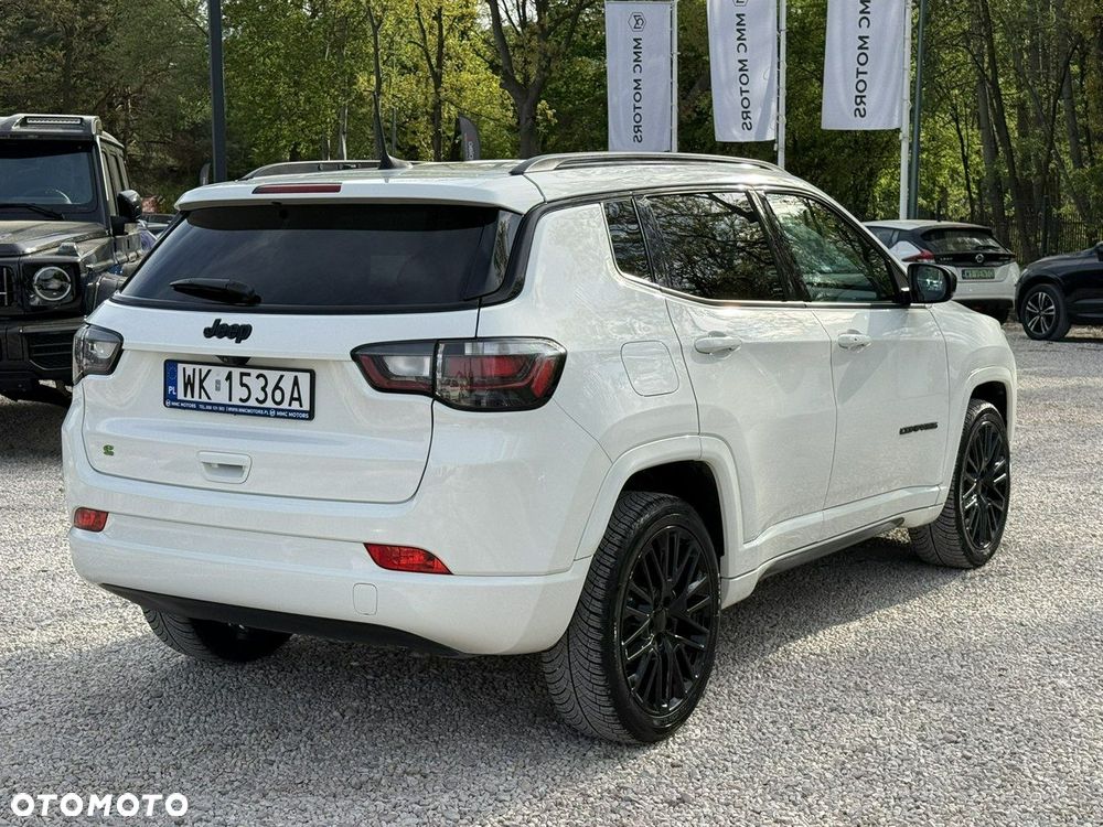 Jeep Compass - 4