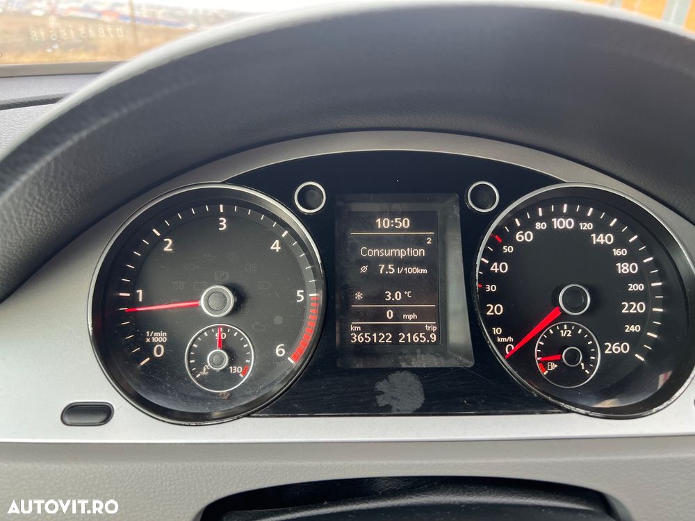 Volkswagen Passat 2.0 TDI Comfortline DPF - 9