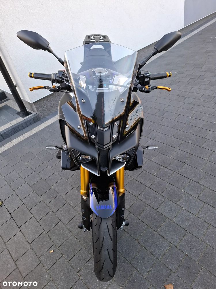 Yamaha MT - 12