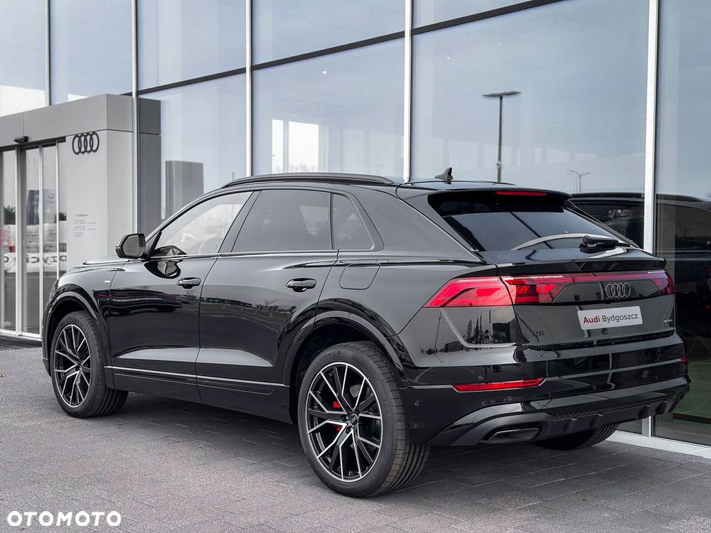 Audi Q8 - 6