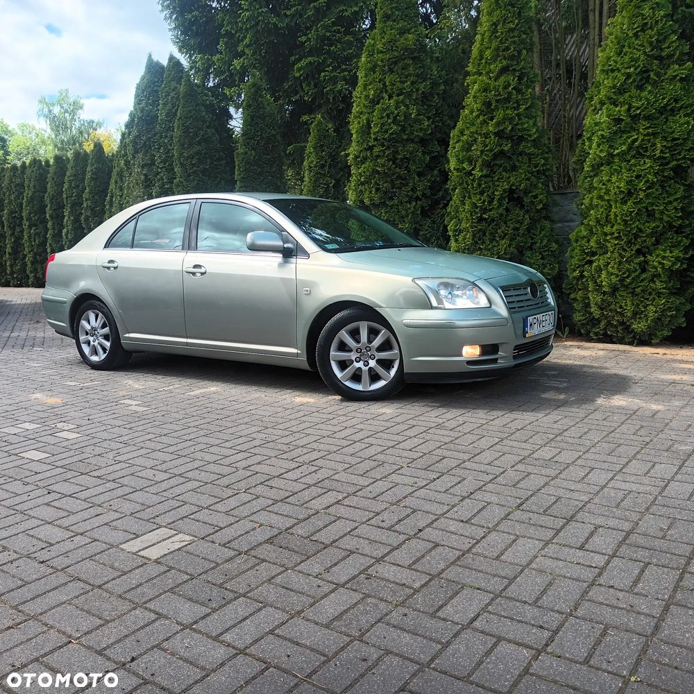 Toyota Avensis 2.0 VVT-i Sol Plus - 2