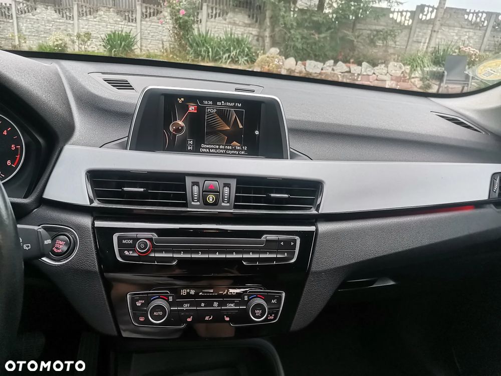 BMW X1 sDrive18d - 13