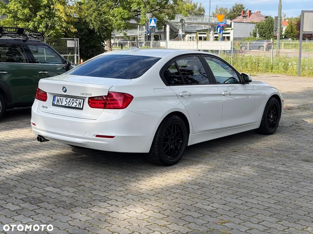 BMW Seria 3 - 2