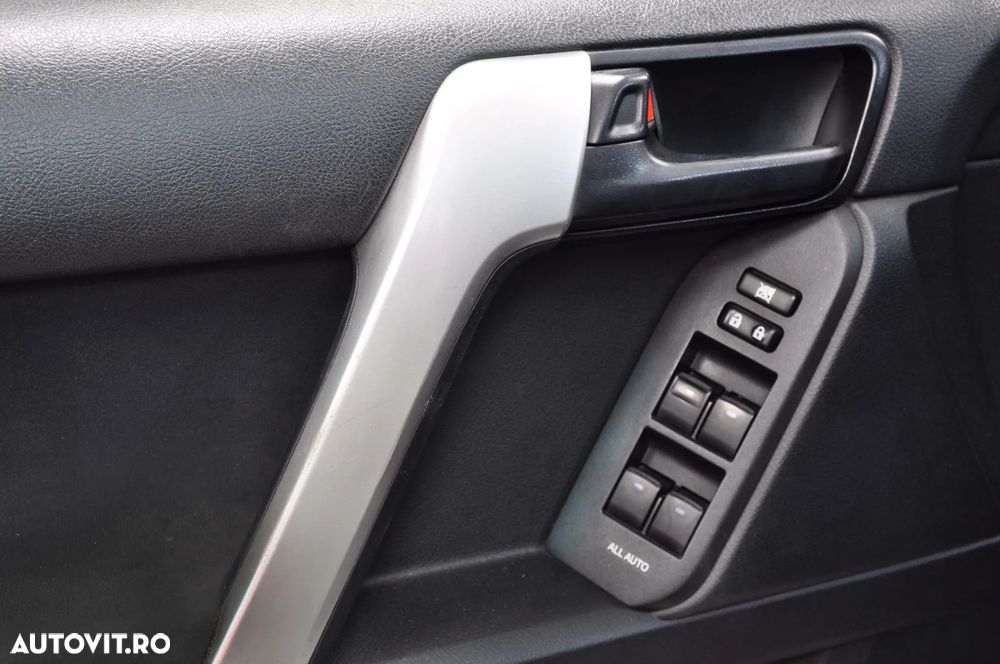 Toyota Land Cruiser 2.8l Turbo D-4D A/T 5 locuri Active - 11