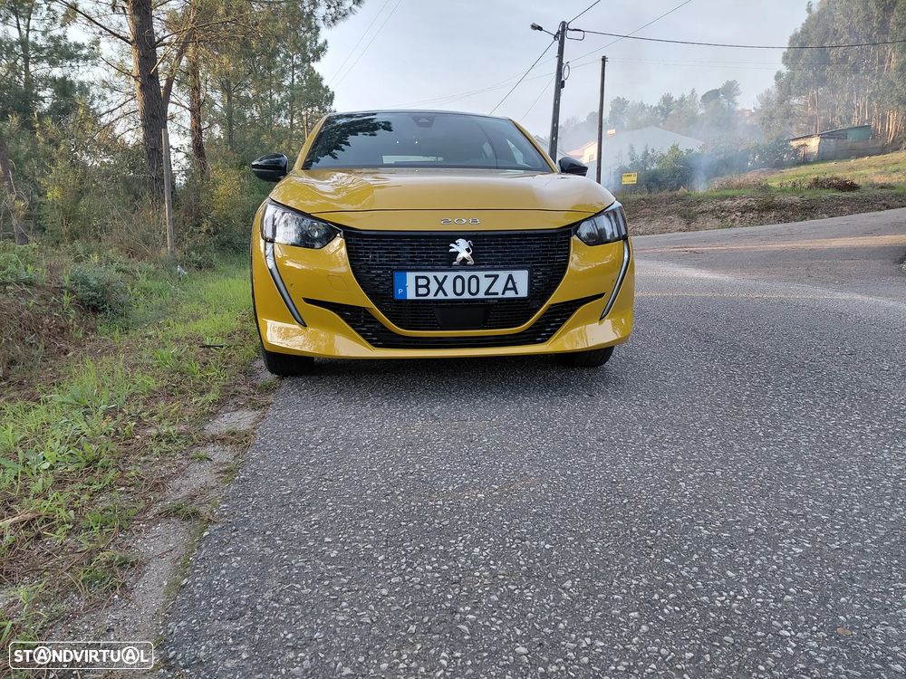 Peugeot e-208 GT Pack - 1