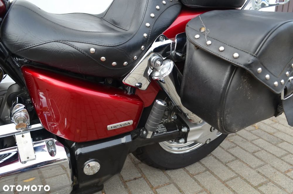 Honda VTX - 25