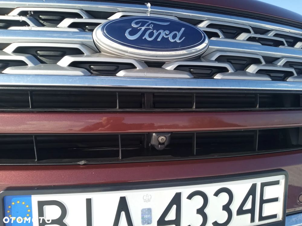 Ford Explorer - 27