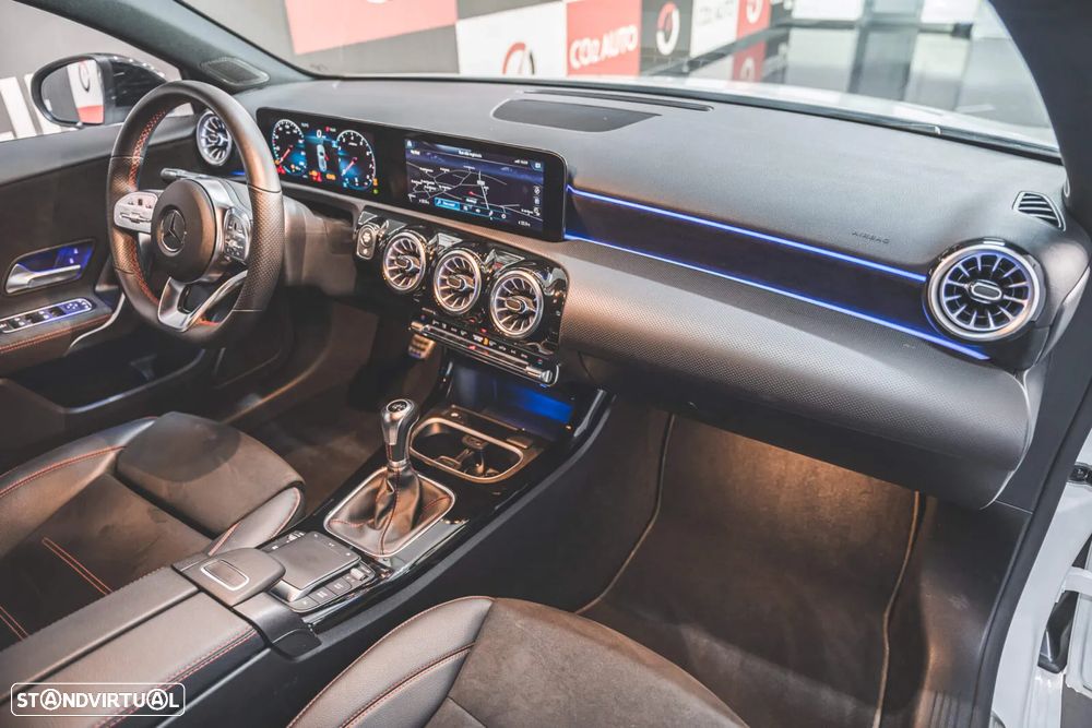 Mercedes-Benz A 160 AMG Line - 15