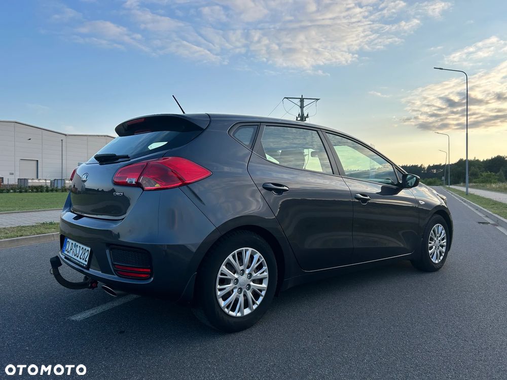 Kia Ceed 1.6 CRDi M - 5