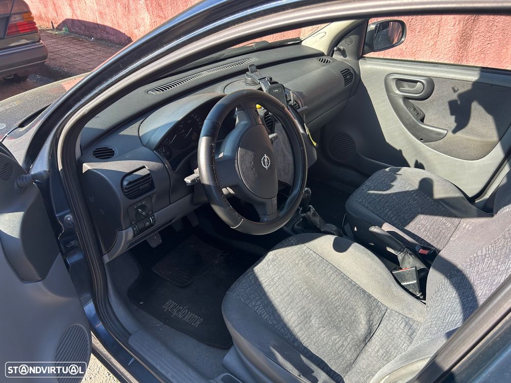 Opel Corsa 1.0 12V Confort - 4