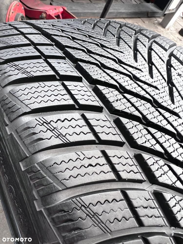 Goodyear 275/35R20 275/35/20 ultragrip Performance - 3