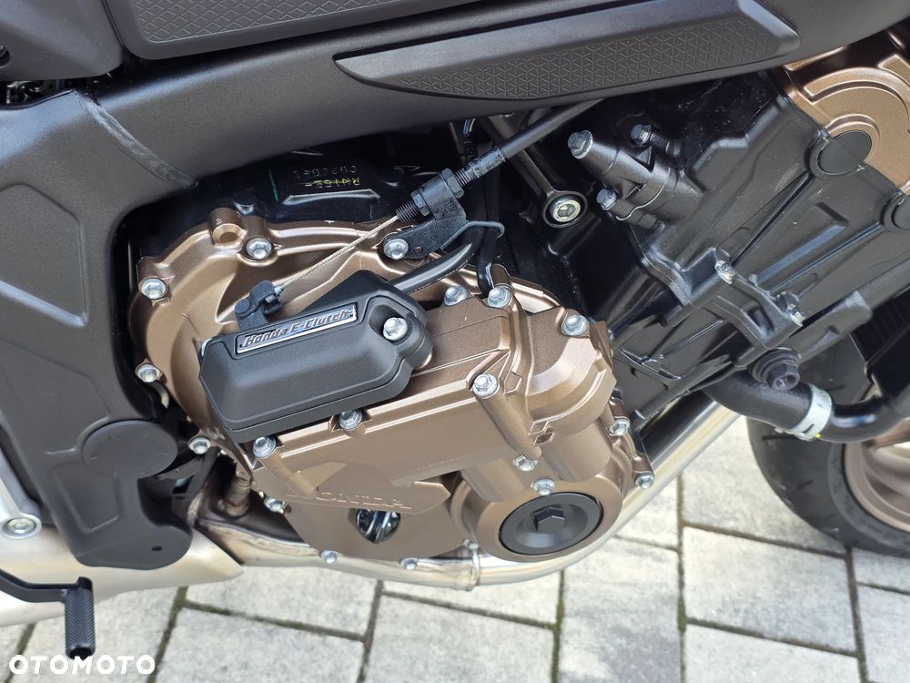 Honda CB - 14