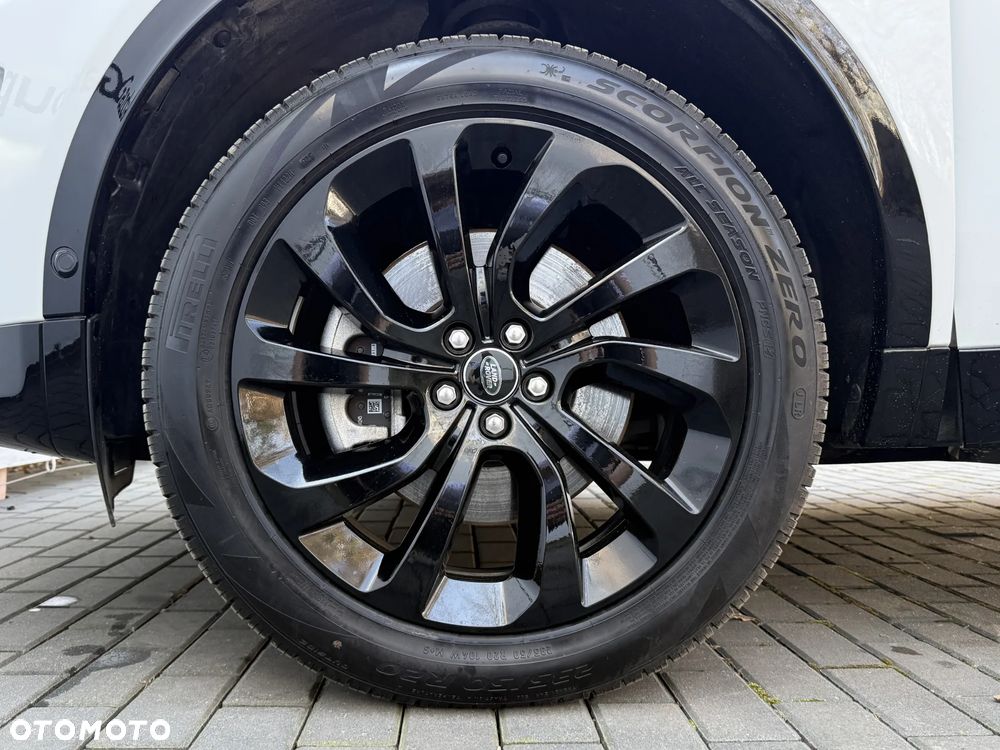 Land Rover Discovery Sport 2.0 D200 mHEV Dynamic HSE - 8