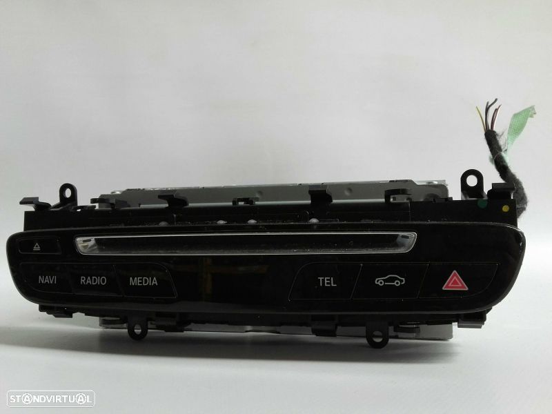 Rádio / auto-rádio MERCEDES-BENZ Classe C (W205) - 1