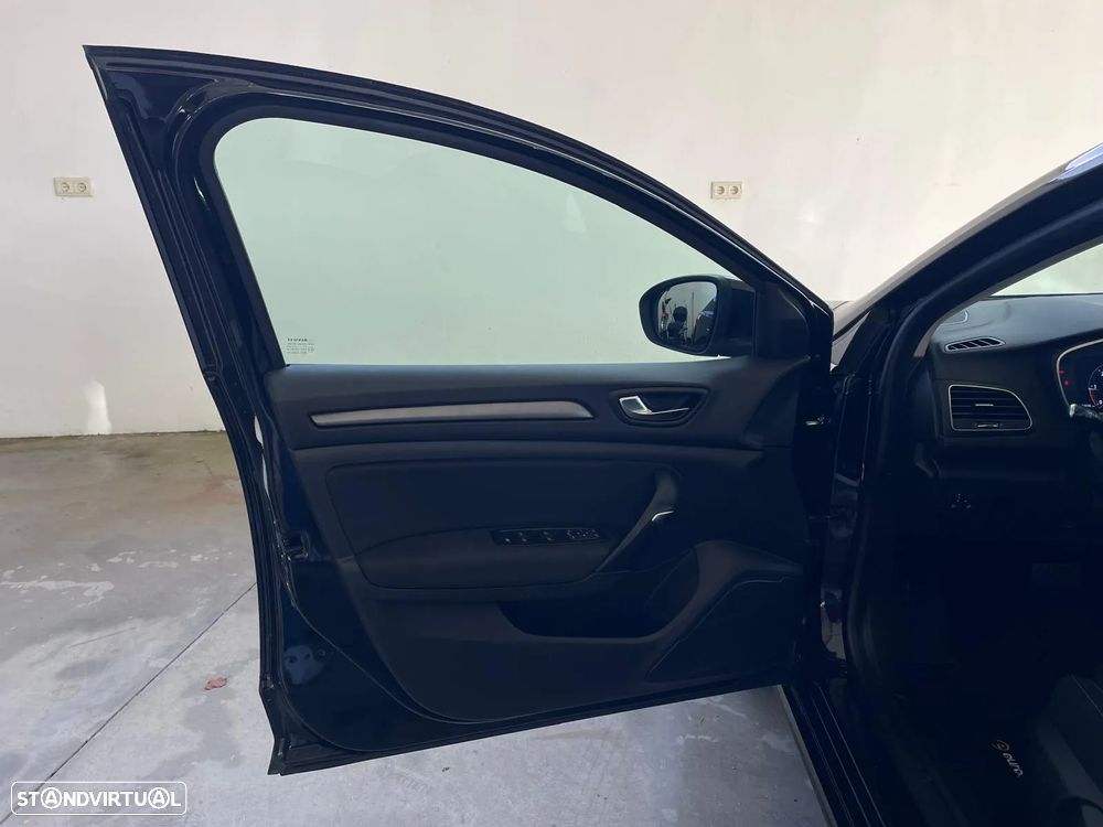 Renault Mégane Sport Tourer 1.5 Blue dCi Intens EDC - 31