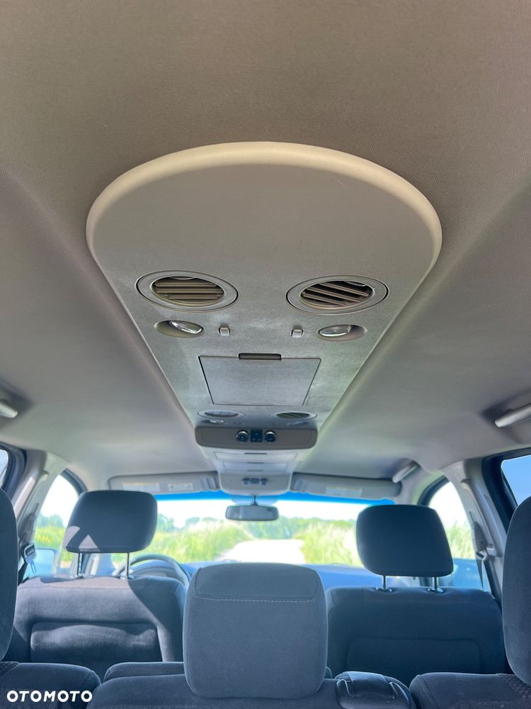 Nissan Armada - 9