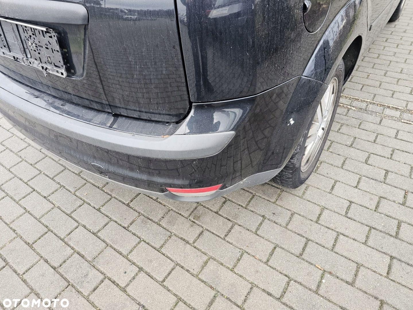 Zderzak tylny Ford Focus Mk2 kod lakieru F3 - 4