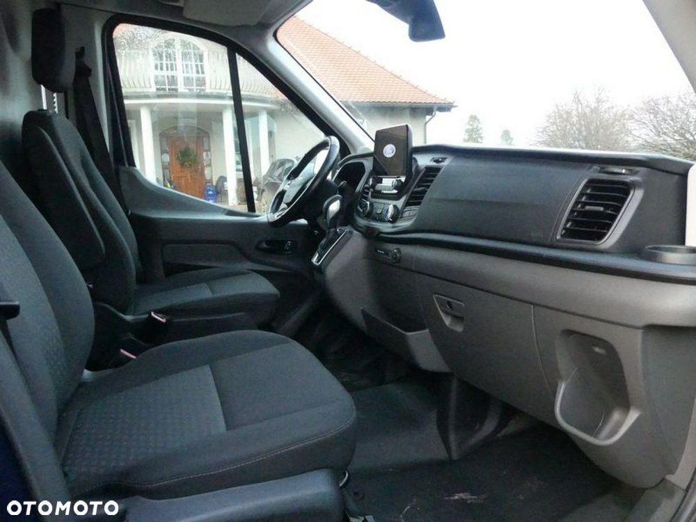 Ford Transit - 12