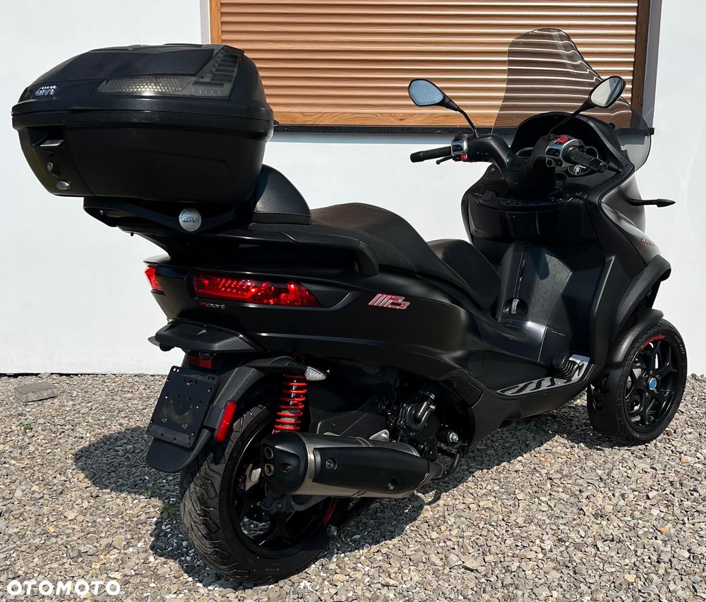 Piaggio MP-3 - 8