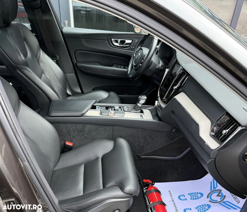 Volvo XC 60 D4 AWD Geartronic Inscription - 9