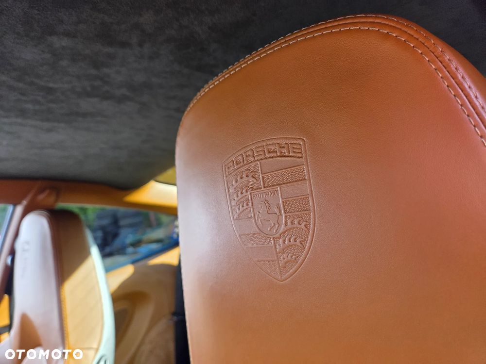 Porsche 911 - 17