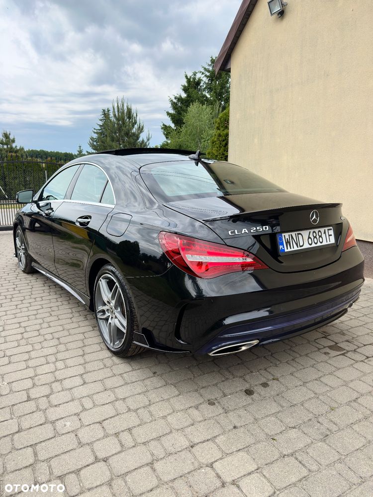 Mercedes-Benz CLA 250 4Matic 7G-DCT AMG Line - 6