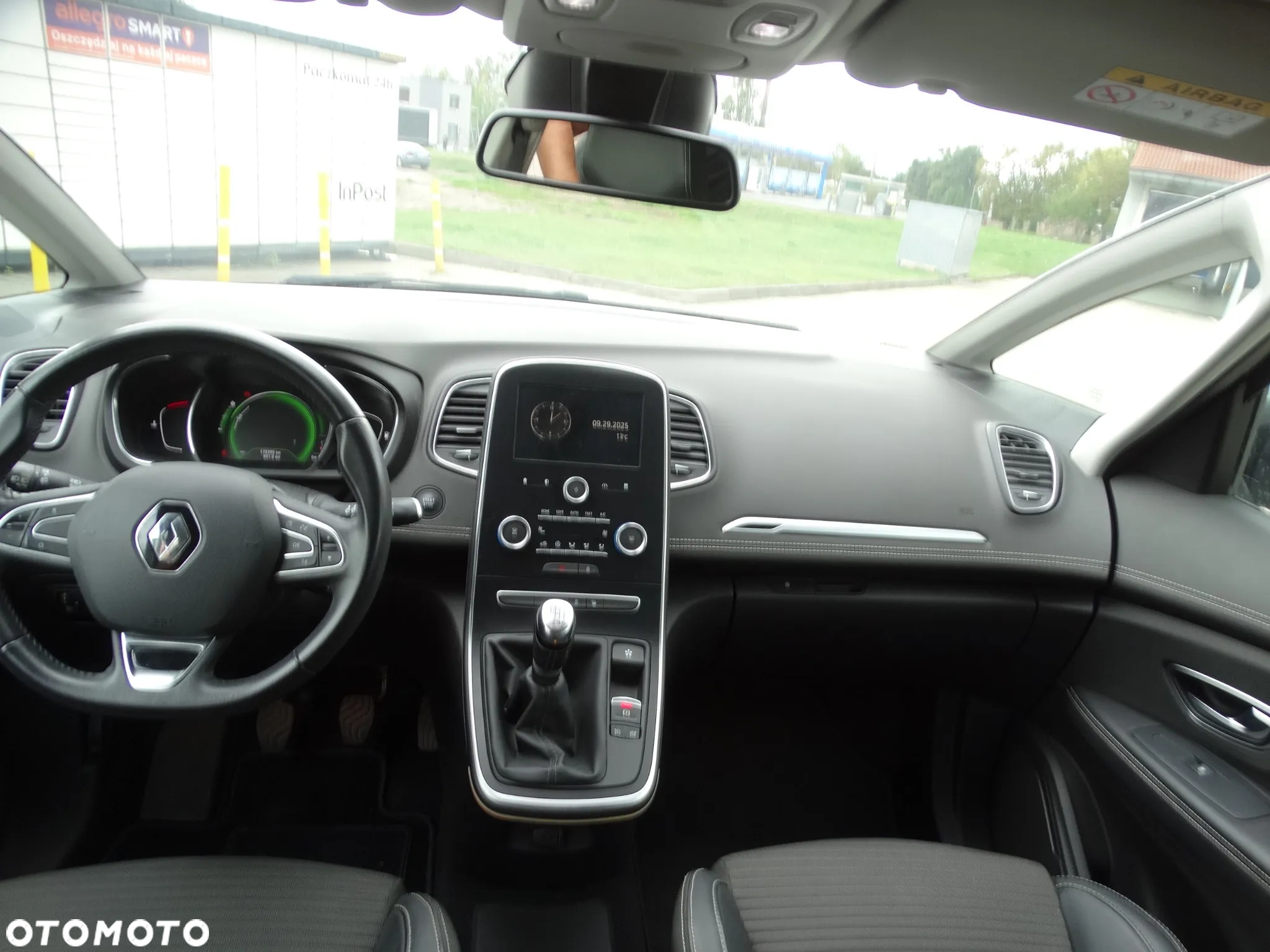 Renault Scenic dCi 110 Hybrid Assist Business - 19