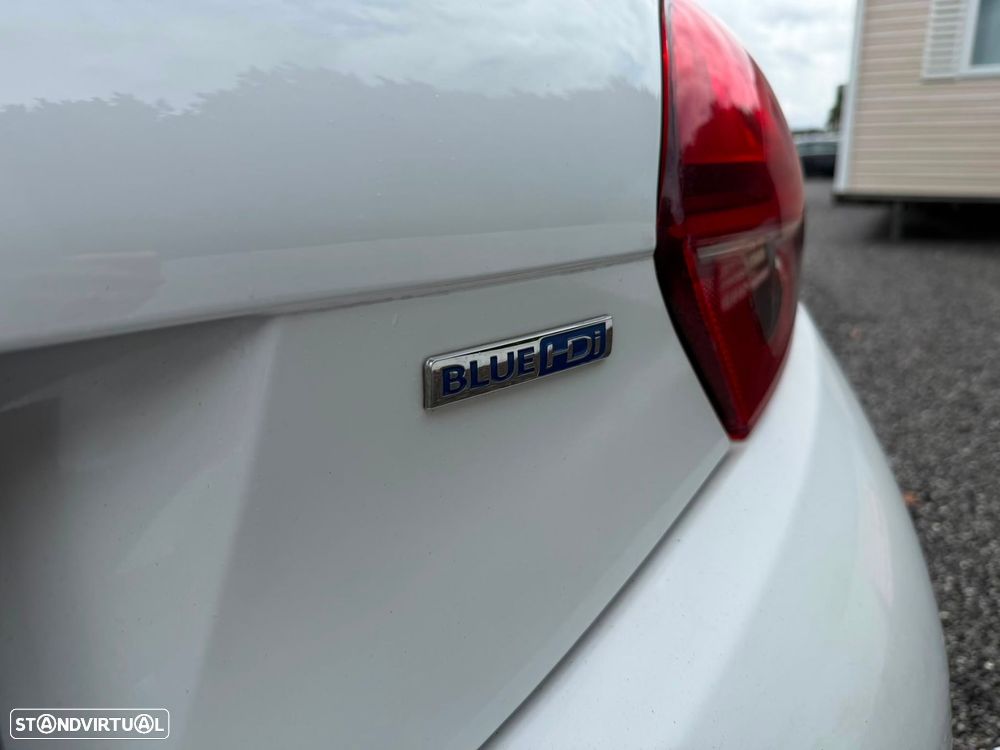 Peugeot 208 1.6 BlueHDi Style - 22