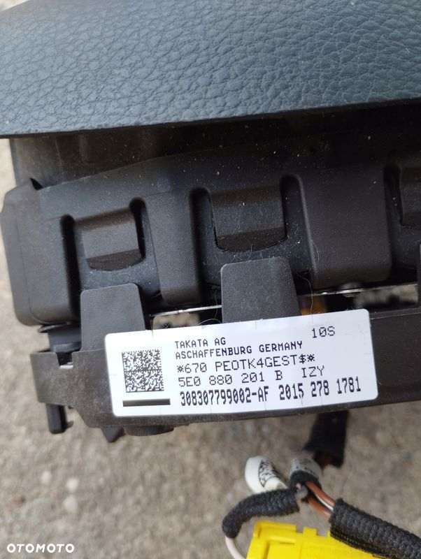 Airbag Poduszka kierowcy Skoda Octavia III 3 5E 5E0880201B - 5