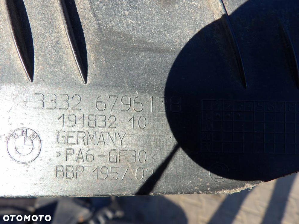 BMW - F30,F31 - OSŁONA PODWOZIA - LEWA /PRAWA STRONA ZDERZAKA - CENA ZA 1 SZT - 7258047  7258048 - 2