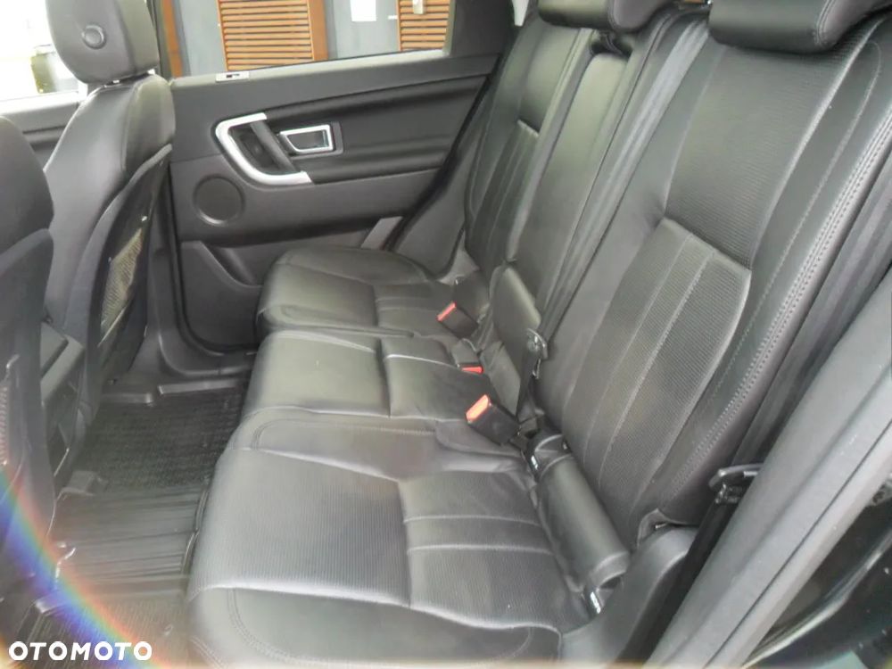 Land Rover Discovery Sport 2.0 TD4 HSE Luxury - 23