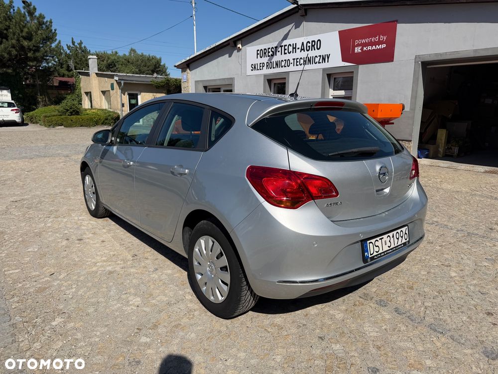 Opel Astra 1.4 Turbo - 14