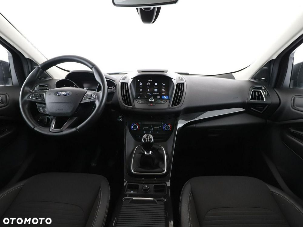 Ford Kuga 2.0 TDCi 2x4 Titanium - 16