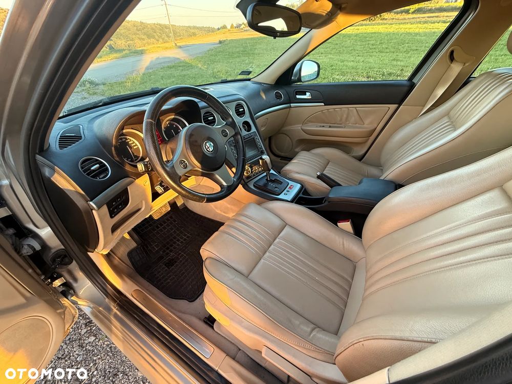 Alfa Romeo 159 2.4JTDM Q-Distinctive - 12