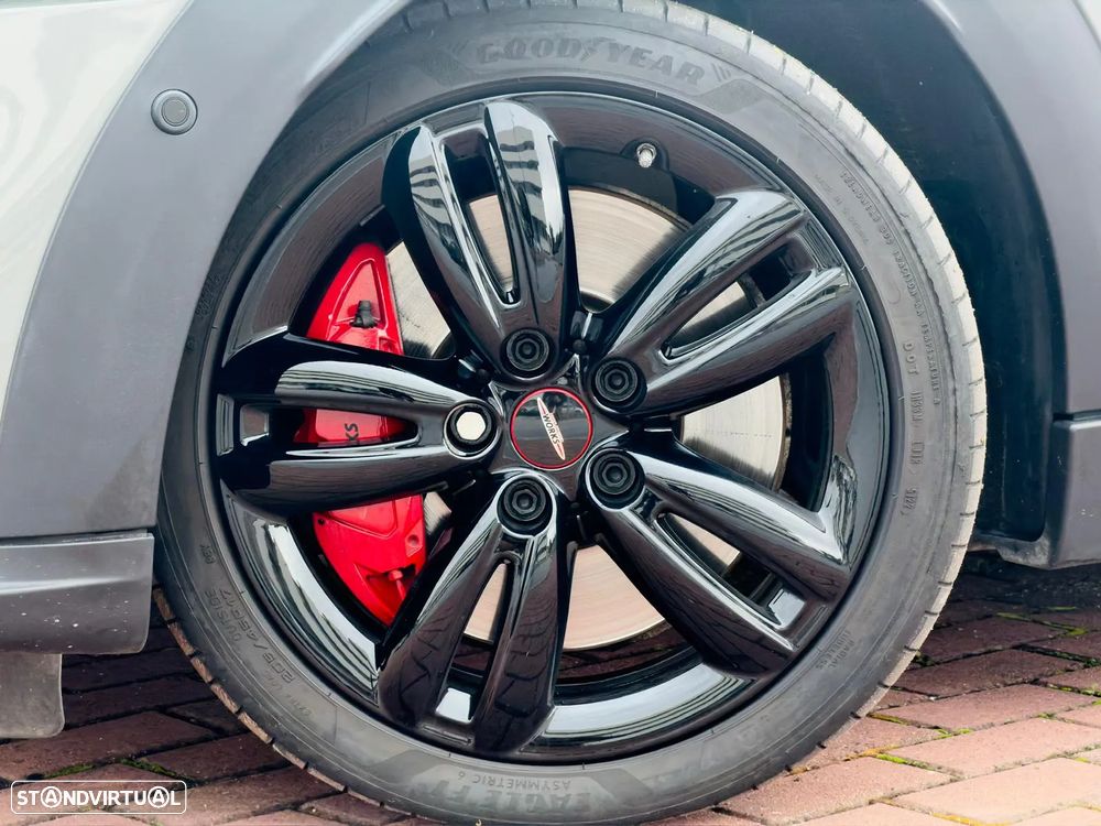 MINI 3 Portas John Cooper Works Auto Desportiva - 4