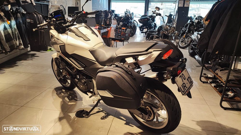 Honda NC750X - 11