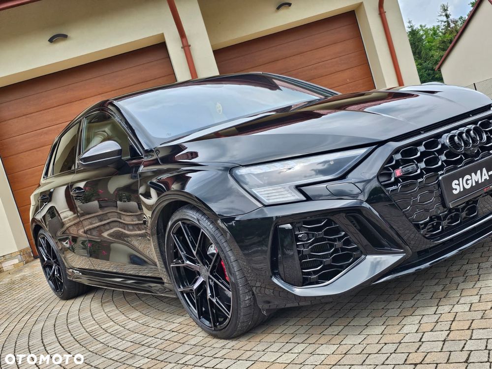 Audi RS3 Sportback - 19