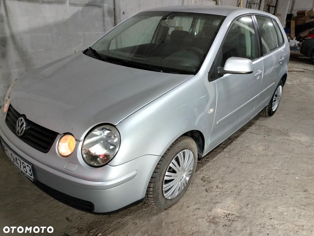 Volkswagen Polo 1.4 16V Comfortline - 1