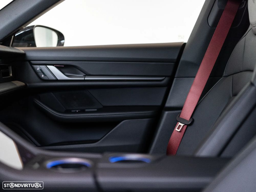 Porsche Taycan 4S Bateria Performance Plus - 47