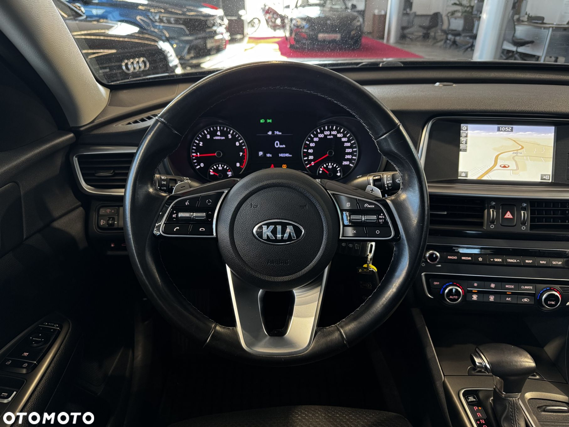 Kia Optima - 18