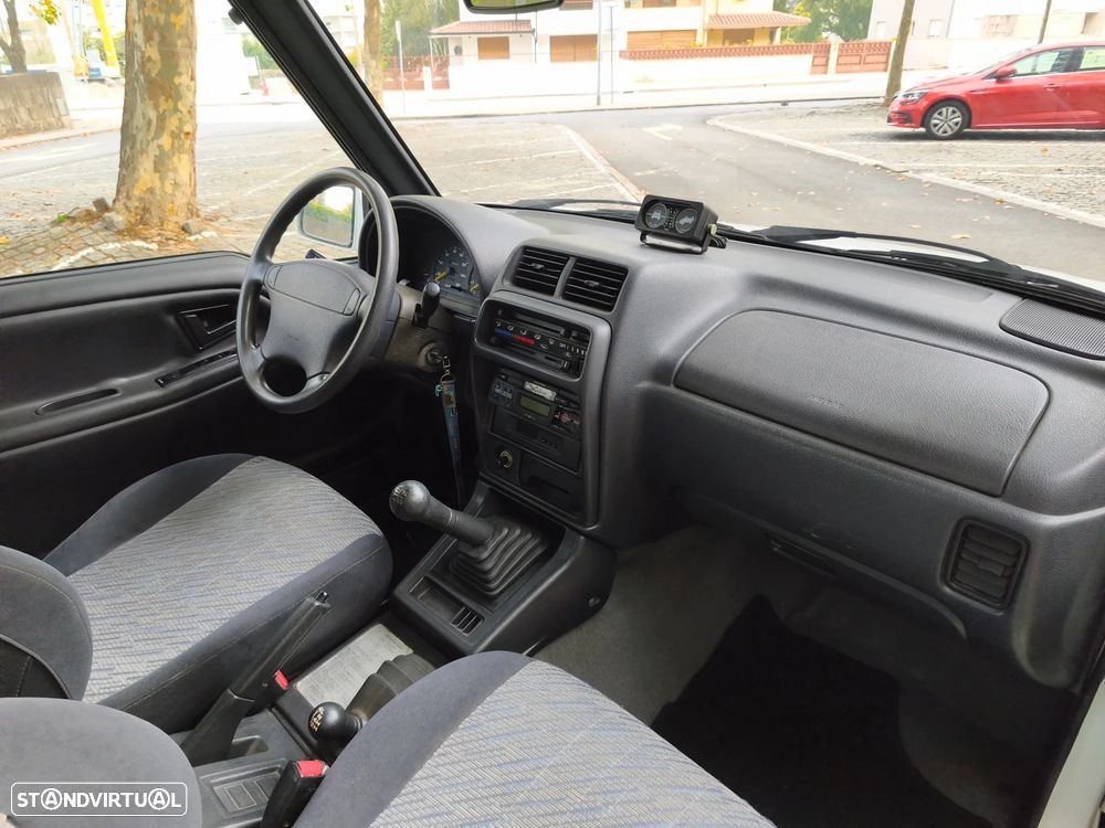 Suzuki Vitara 1.6 JLX 16V - 9