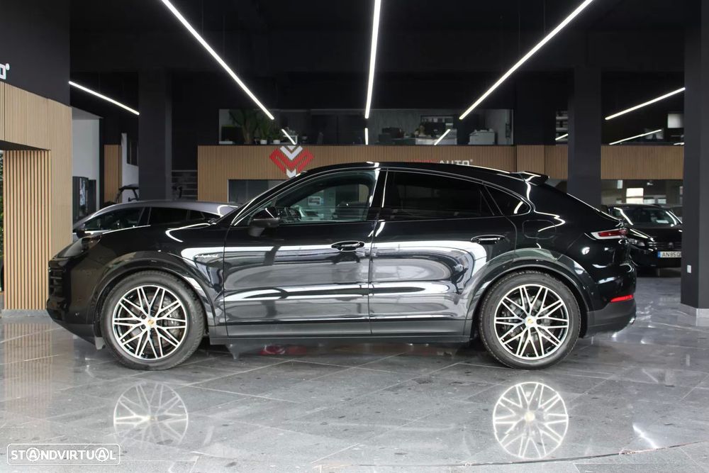 Porsche Cayenne Coupé E-Hybrid - 12