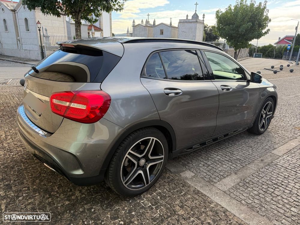 Mercedes-Benz GLA 220 d 7G-DCT AMG Line - 22