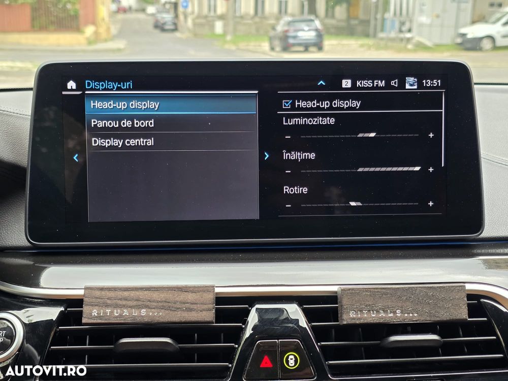 BMW Seria 5 530e Aut. M Sport Edition - 25