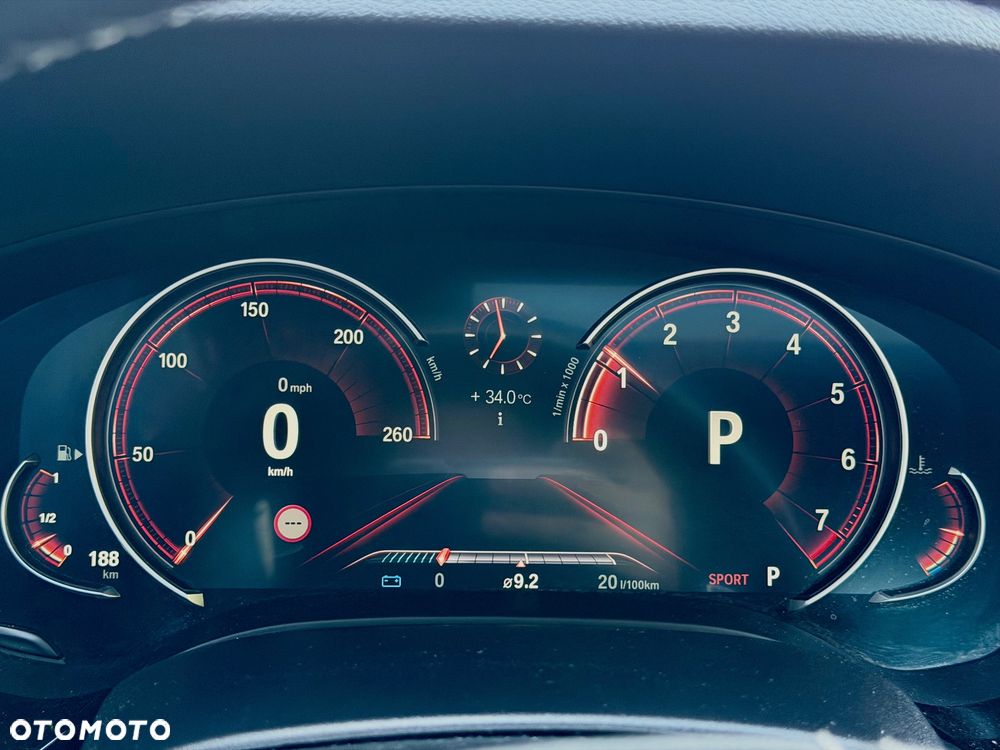 BMW Seria 5 530i xDrive Sport Line - 18