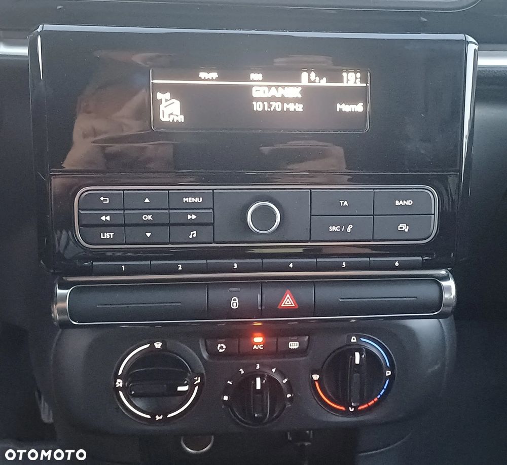 Citroën C3 1.2 PureTech Live - 21