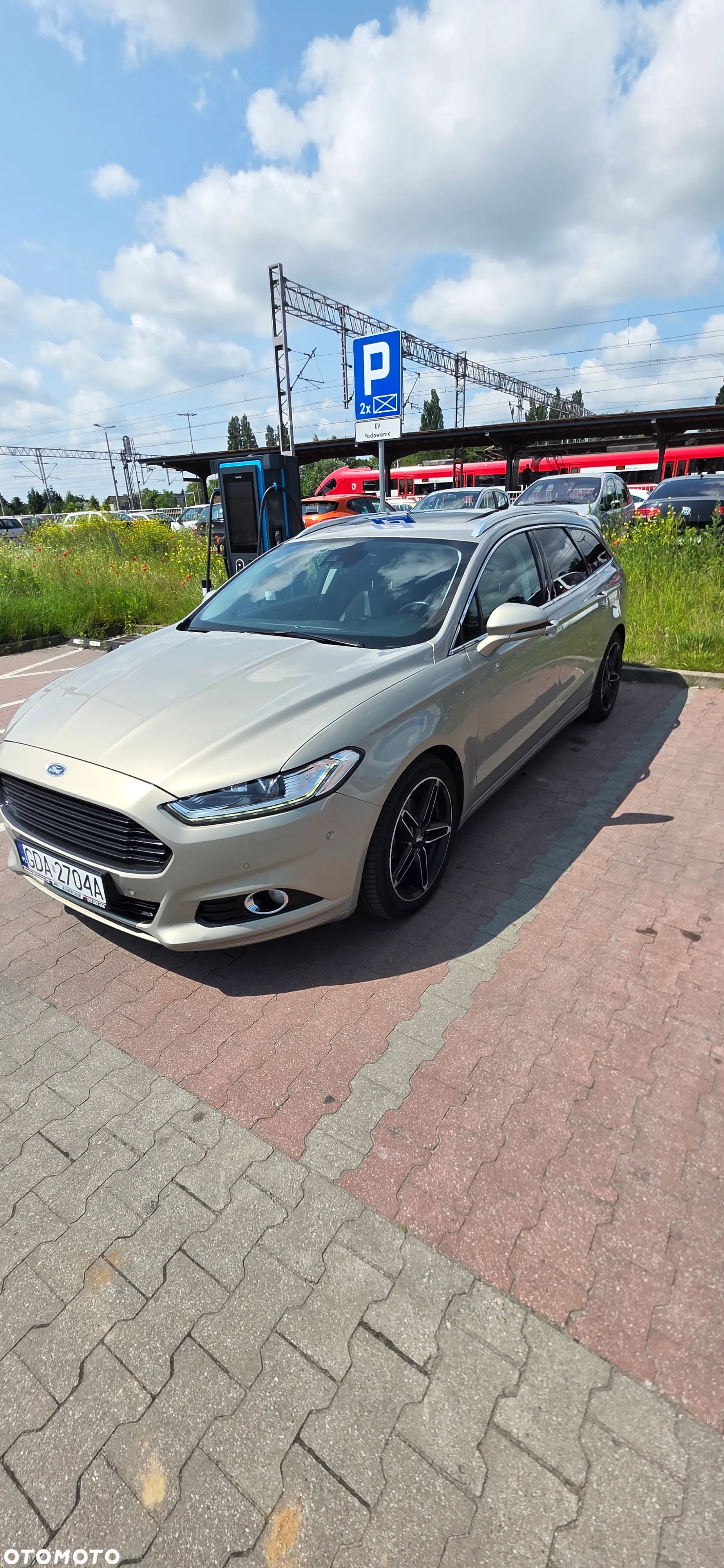 Ford Mondeo 2.0 TDCi Start-Stopp PowerShift-Aut Titanium - 2